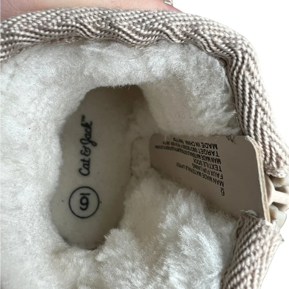 Cat & Jack Gold Sparkle Glitter Toddler Arlo‎ Shearling Style Boots 6